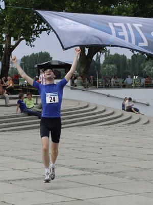 2006-10-13 01:02:32